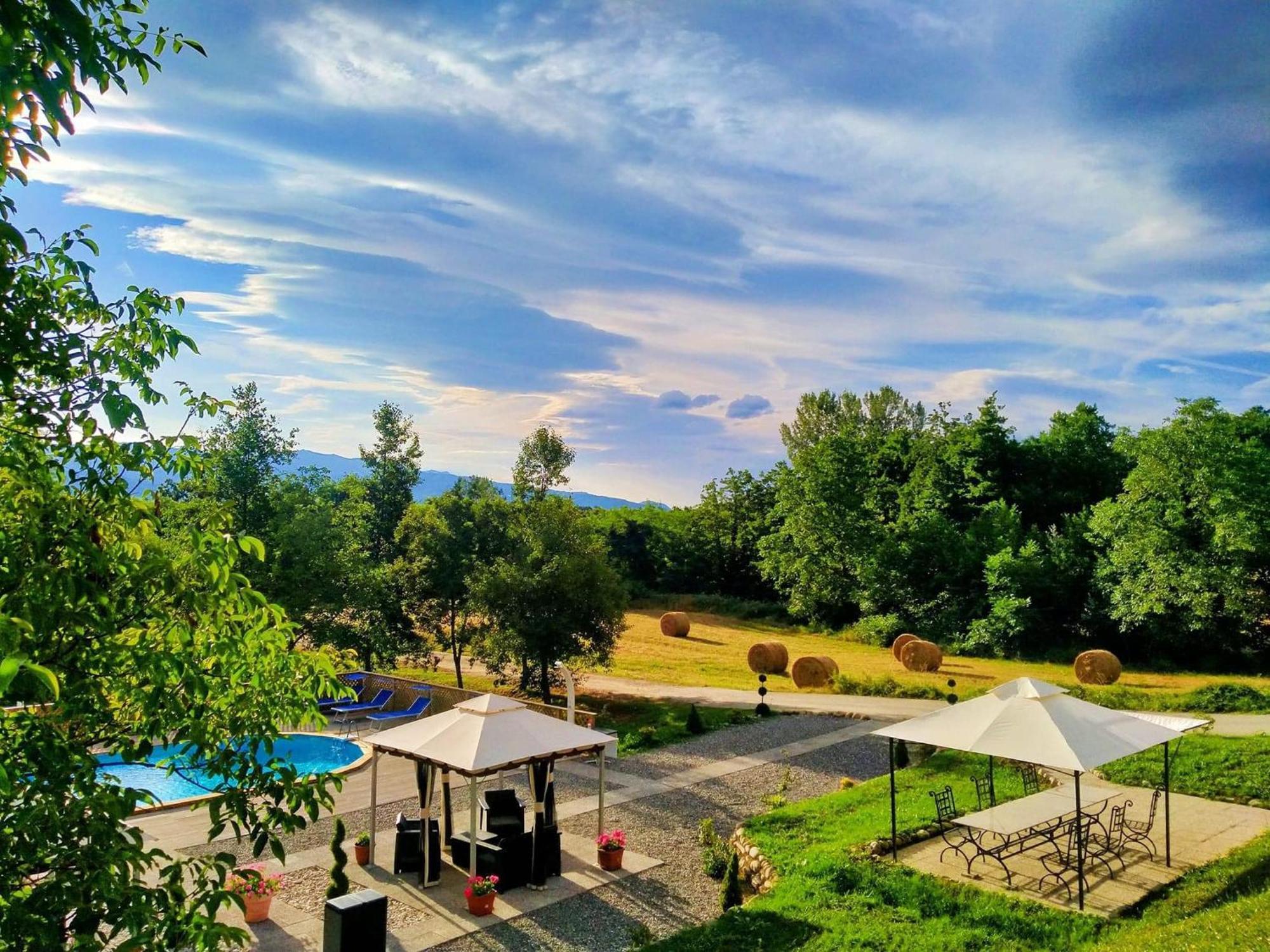 Agriturismo Borgo Biaia Camporgiano Exterior foto