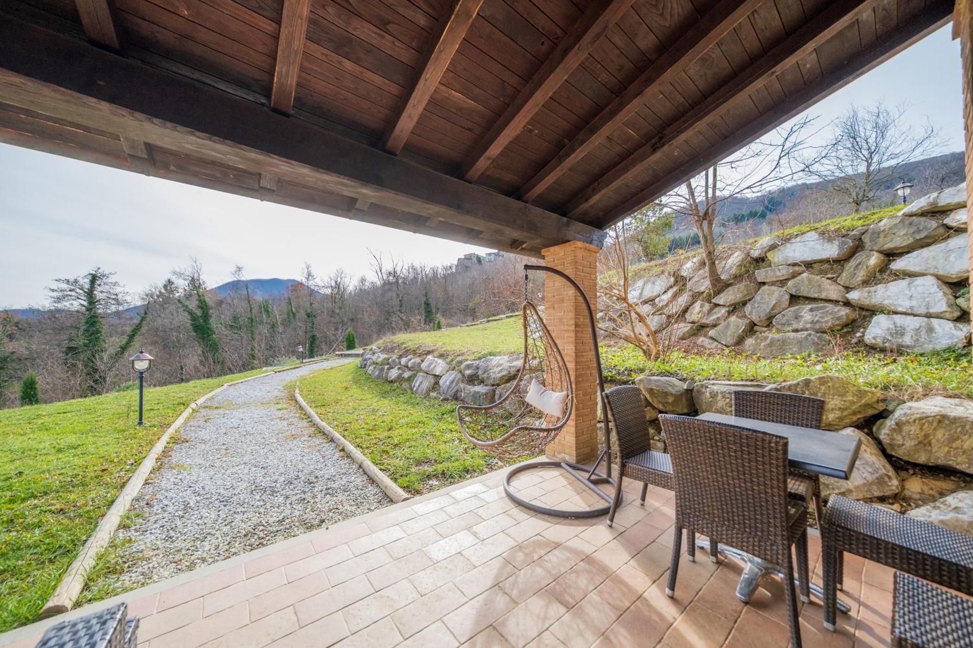 Agriturismo Borgo Biaia Camporgiano Exterior foto