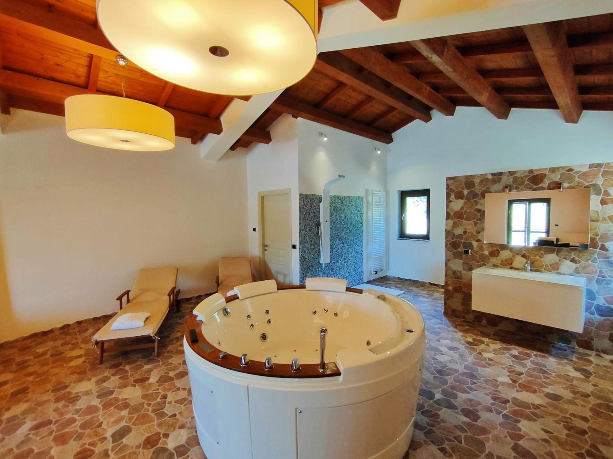 Agriturismo Borgo Biaia Camporgiano Zimmer foto